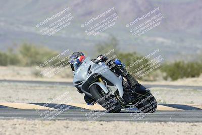 media/Jan-15-2026-Racers Edge (Thu) [[dfebeb70ab]]/2-A Group/Session 5 (Turn 5)/